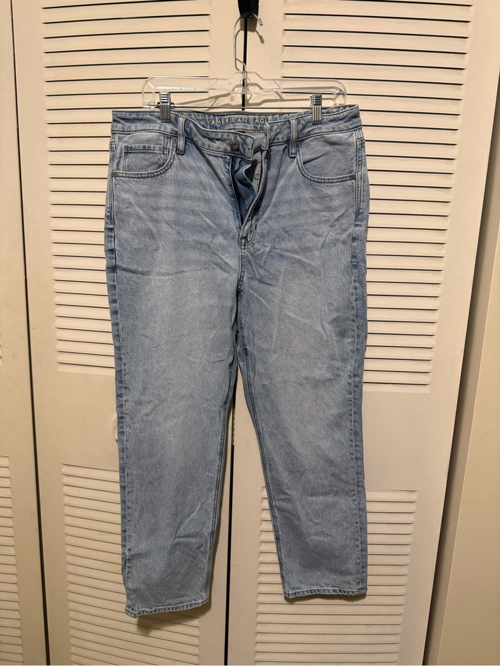 American Eagle Mom Jeans